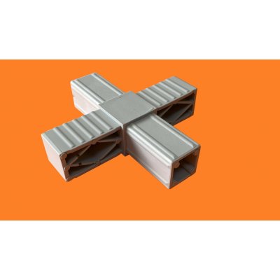 Plastová spojka 305 – Sleviste.cz