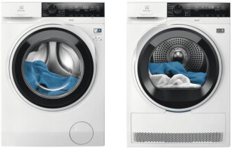 Set Electrolux EW7F4485CQ + EW9D494SCC