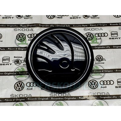 Originální přední znak, logo Škoda Octavia III 2012 - 2020 v černá BLACK MAGIC – Sleviste.cz