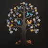 Dekorace Amadea dřevěný strom s motýlky barevná dekorace k zavěšení výška 37 cm