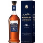 Ararat 10y 40% 0,7 l (karton) – Zboží Dáma