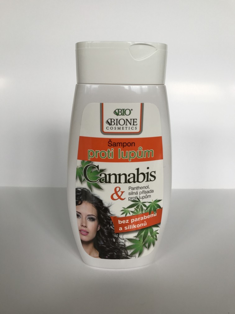 BC Bione Cosmetics Bio Cannabis šampon na vlasy proti lupům 260 ml