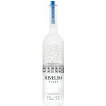 Belvedere Svítící 40% 0,7 l (holá láhev) – Sleviste.cz