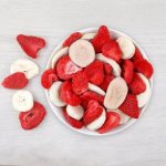 Mixit Křupavé ovoce Banán Jahoda 80 g – Zboží Dáma