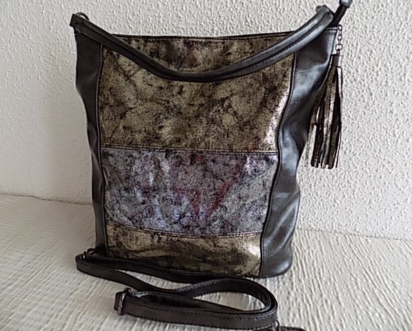 Dámská crossbody velká