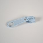 Takoy Kovový jezdec TKY k zipu s táhlem #3 mm světle modrý – Sleviste.cz