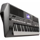 Yamaha PSR S670