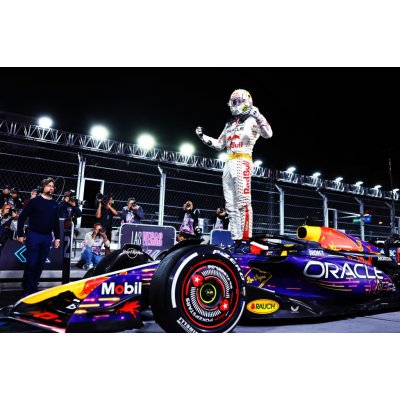 Model Spark Oracle Red Bull Racing RB19 Max Verstappen Las Vegas GP 2023 1:12