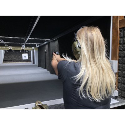 Střelnice Brno 1 2 osoby doprovod 5 zbraní 40 výstřelů – Hledejceny.cz