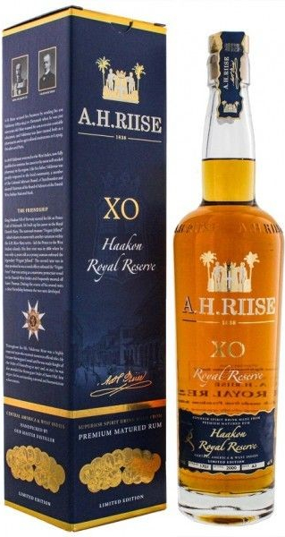 A.H. Riise XO Haakon Royal Reserve 42% 0,7 l (karton)