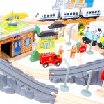 Aga4Kids Dřevěná vláčkodráha 95 dílů na baterie – Sleviste.cz