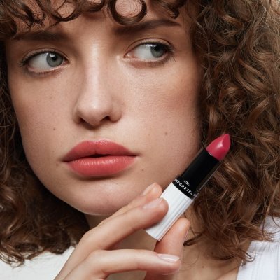 Und Gretel Organický tónovaný pečující balzám na rty Tagarot Goji 02 3,5 g – Hledejceny.cz