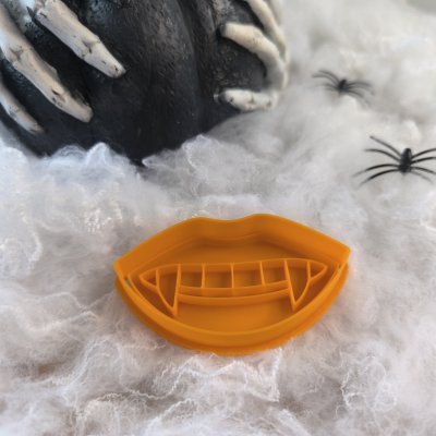 Upíří zuby | Vykrajovátka a razítka na Halloween a čarodějnice | Strašidelné vykrajovátko – Hledejceny.cz
