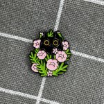 Pinarna Černá kočka schovaná v pivoňkách – Hledejceny.cz