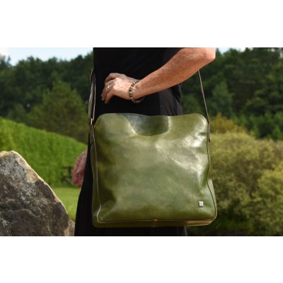 Kubát Kůže velká zelená dámská kožená kabelka přes rameno Lucka 58882 – Zboží Mobilmania