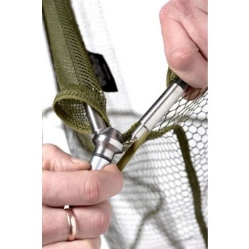 Trakker EQ Carbon Landing Net - Olive Mesh