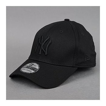 New Era Classic 3930 NY Yankees black on black 13/14