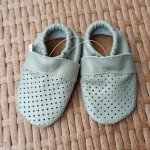 Afelo kožené capáčky perforované šedé – Zboží Mobilmania