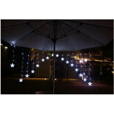 ISO TRADE Vánoční osvětlení venkovní vnitřní Závěsné hvězdicové závěsy 136 LED studená bílá 5,6m – Zboží Mobilmania