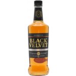 Black Velvet 8y 40% 1 l (holá láhev) – Hledejceny.cz