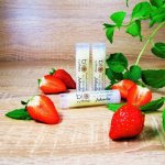 Biorythme Balzám na rty s chia olejem Jahoda 4,8 ml – Sleviste.cz