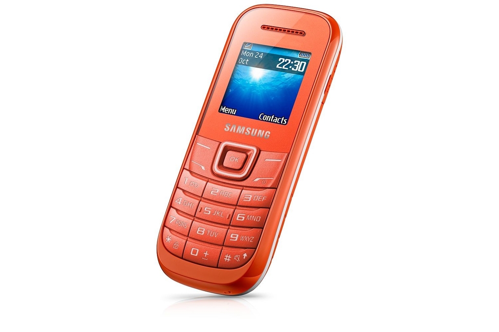 Samsung E1200 od 499 Kč - Heureka.cz