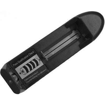 Microcig Nabíječka 220V 18650 3,7V 450mAh