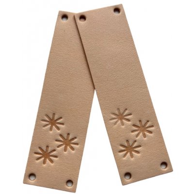 Kreatinka/CEDULKA KOŽENÁ SRDCE 70x12mm Barva: Přírodní, vzor: Hvězdičky – Sleviste.cz