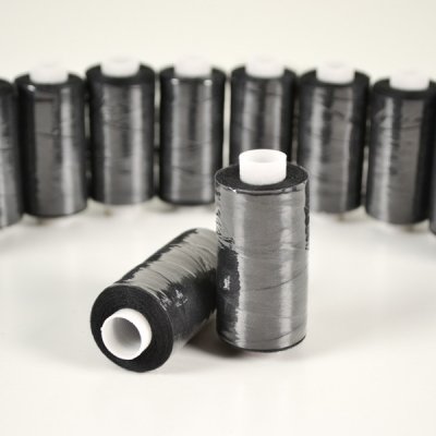 Takoy Polyesterová nit TKY 500 m barva černá – Sleviste.cz