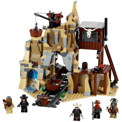 LEGO® The Lone Ranger 79110 Přestřelka ve stříbrném dole – Zboží Živě