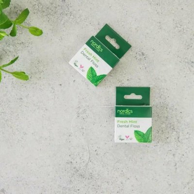 Nordics Dentální nit Fresh Mint z kukuřičného škrobu 50 m – Sleviste.cz