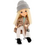 ORANGE TOYS Mia v béžovém kabátku Mia in a Beige Trench Coat 32 cm – Sleviste.cz