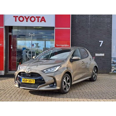 Toyota Yaris 1.5 Hybrid 85 kW – Hledejceny.cz