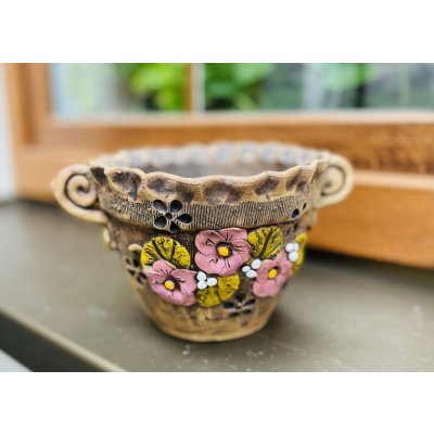 Keramika Javorník Květináč s uchy - fialky 10 x 12cm hnědý