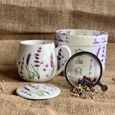 DUO Porcelánový hrnek na sypaný čaj se sítkem a pokličkou LAVENDER CLASSIC bílý 430 ml