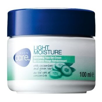 Avon osvěžující gelový krém s výtažky z okurky a zeleného čaje Light Moisture 100 ml