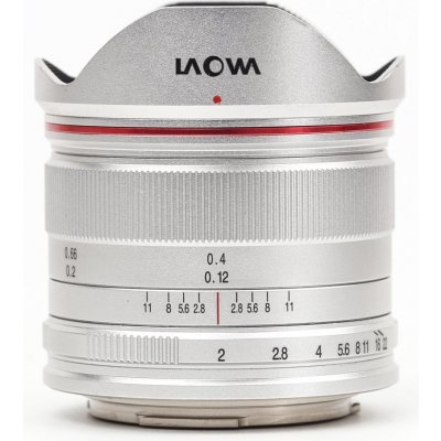 Laowa 7,5mm f/2 Lightweight