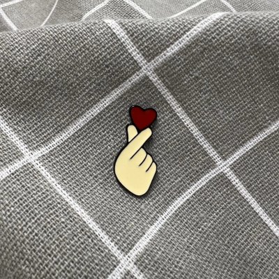 Pinarna Prsty držící srdíčko – Zboží Dáma Pinarna Prsty držící srdíčko – Zboží Dáma