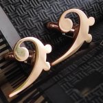 Knoflickarna.CZ basový klíč zlaté – Sleviste.cz