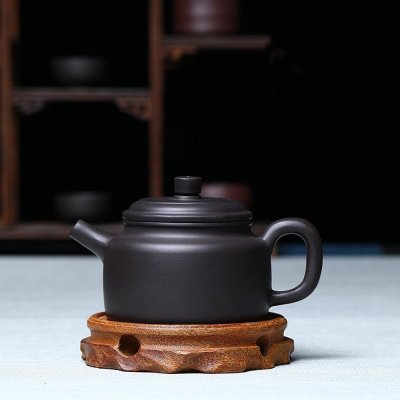 Yixing Ručně vyráběná čajovná konvička z fialové hlíny - Dezhong 250ml – Sleviste.cz