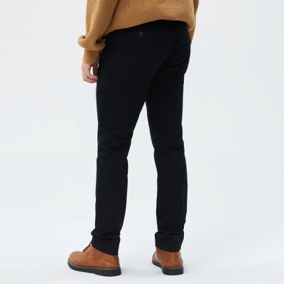 Gap kalhoty GAP Essential Khaki Skinny Fit Flex True Black