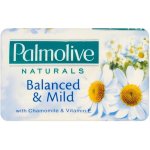 Palmolive Naturals Balanced & Mild toaletní mýdlo Chamomile & Vitamín E 90/100 g – Zboží Mobilmania