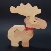 Dřevěná hračka Amadea dřevěné puzzle sob masivní dřevo dvou druhů dřevin 22 cm