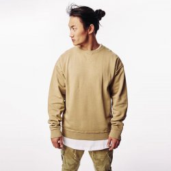 Urban Classics Oversized Open Edge Crew warm sand