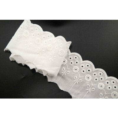 Bavlněná madeira - kytičky na stopce - lomená bílá - šířka 7,5 cm – Hledejceny.cz