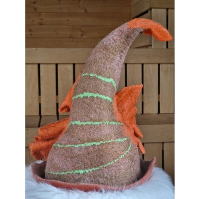 Saunový mág Čepice světle hnědá s ploutvemi – Sleviste.cz