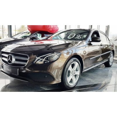 Mercedes E -klassa 17- sedan lišty dveří – Hledejceny.cz