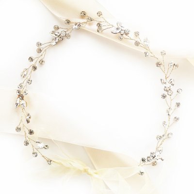 Zlatá svatební čelenka se zirkony - jemná a lesklá – Sleviste.cz