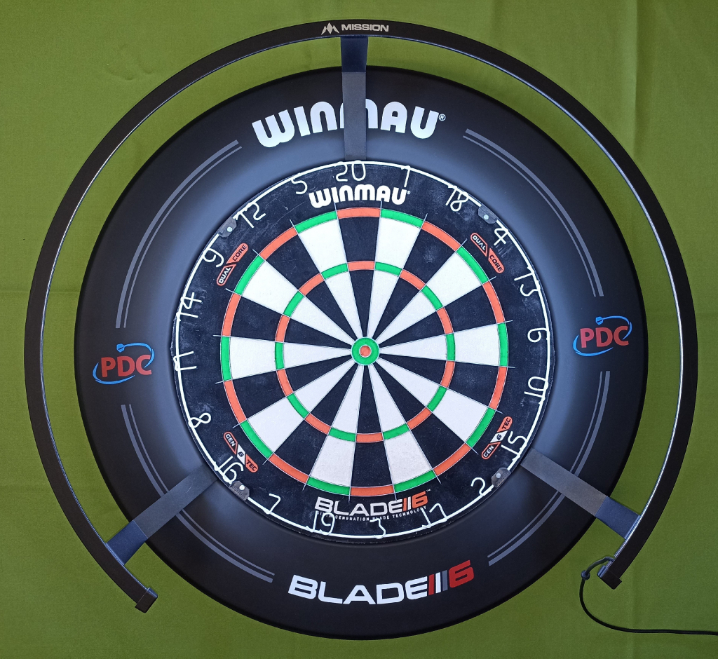 Winmau set TRIPLE terč Blade 6 Dual Core + okruží Black PDC + Torus