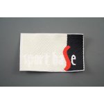 Našívací záplata Sport Base - černá, režná, bílá, červená - rozměr 5,3 cm x 3 cm – Hledejceny.cz